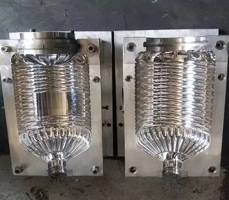 molding of glass spray bottle