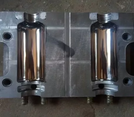 molding of glass packaging